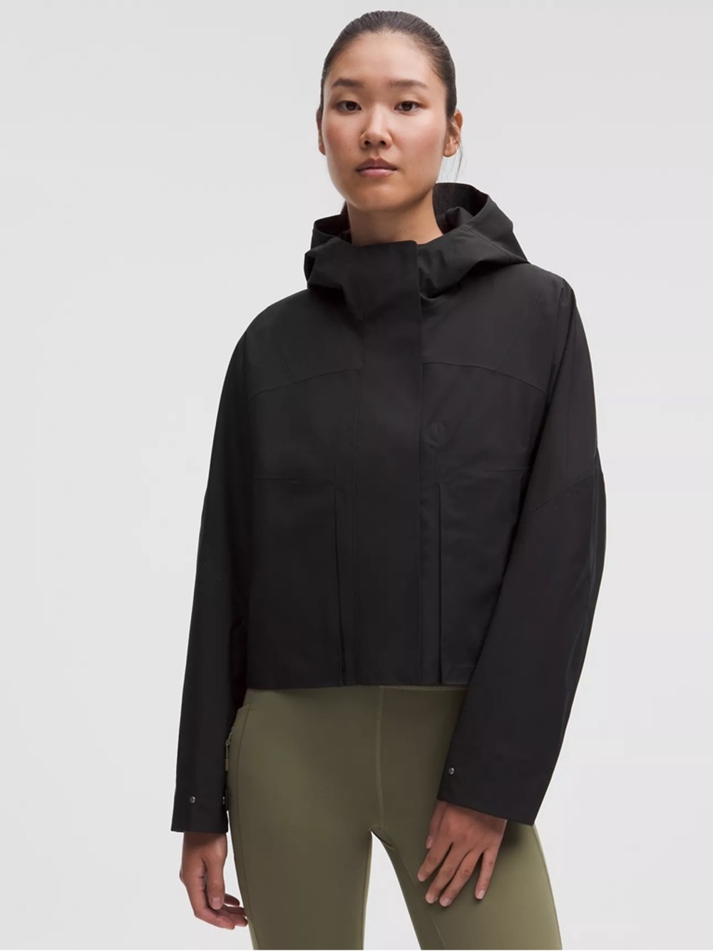 Lululemon Rain Chaser Jacket in Black (US 12)